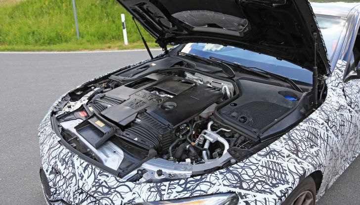 Mercedes AMG E63: le foto spia del guasto - Foto 11 di 12