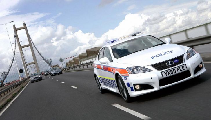 Le auto della Polizia più belle e veloci del mondo - Foto 10 di 19