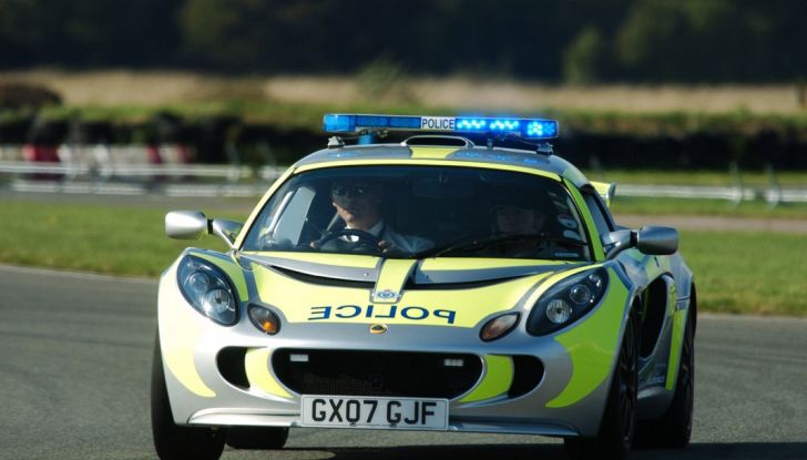 Le auto della Polizia più belle e veloci del mondo - Foto 11 di 19