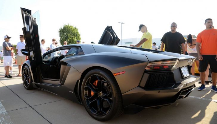 Cars and Coffee al lago di Lugano, il 10 luglio 2016 prima edizione in Svizzera - Foto 8 di 21