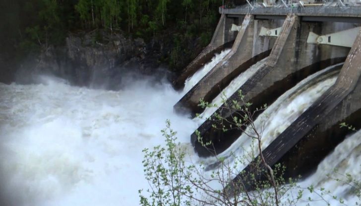 Ecologia, Norvegia: dal 2025 niente veicoli a carburante fossile - Foto 4 di 7