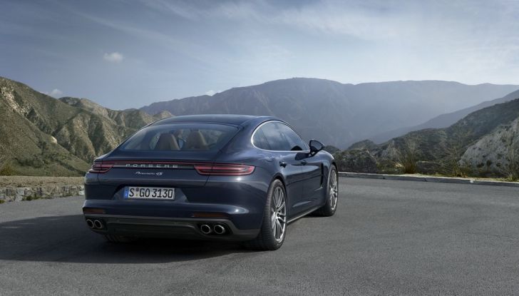 Nuova Porsche Panamera: dotazioni, motorizzazioni e prezzi - Foto 19 di 20