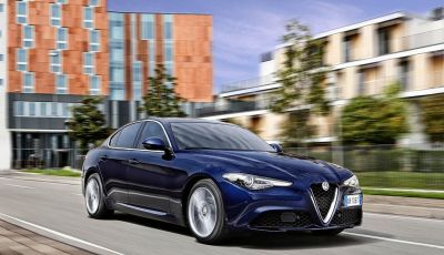 Alfa Romeo Giulia benzina 2.0 sbarca negli USA: la berlina sportiva in vendita da gennaio