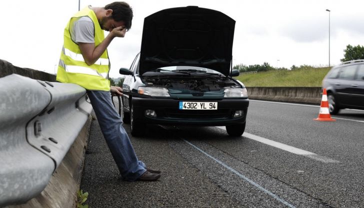 Garanzia di assistenza stradale: come funziona e informazioni utili - Foto 2 di 9