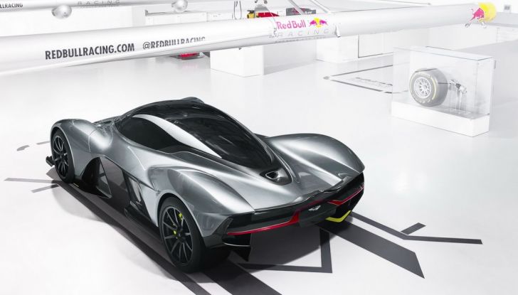 Aston Martin e Red Bull, dalla collaborazione nasce la supercar AM-RB 001 - Foto 9 di 10