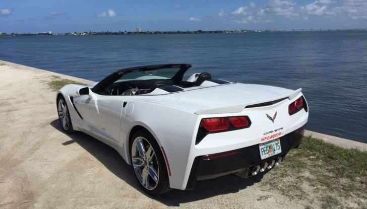 Test Drive: Chevrolet Corvette Cabrio 6.2 V8 provata negli USA - Foto 6 di 19