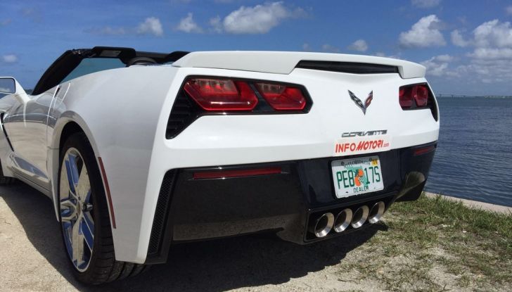 Test Drive: Chevrolet Corvette Cabrio 6.2 V8 provata negli USA - Foto 7 di 19