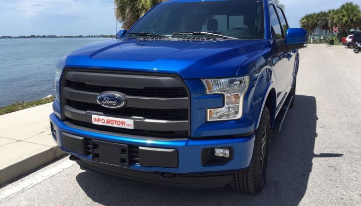 Test Drive Ford F-150 negli USA: il pick-up americano provato su strada - Foto 12 di 17