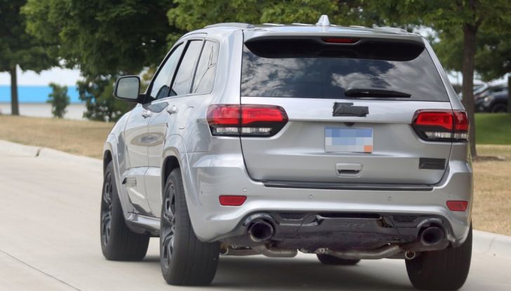 Jeep Grand Cherokee Trackhawk 2018 con motore Hellcat da 707CV - Foto 8 di 9