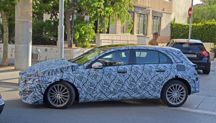 Mercedes Classe A nuova generazione, le prime immagini dei test su strada - Foto 15 di 19