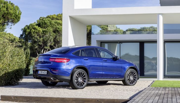 Mercedes GLC Coupè prova su strada, prezzi e allestimenti - Foto 10 di 27