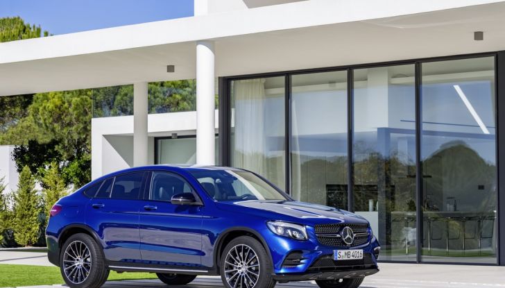 Mercedes GLC Coupè prova su strada, prezzi e allestimenti - Foto 11 di 27