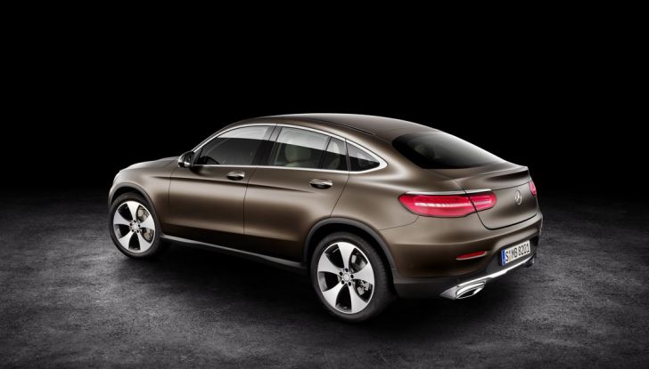 Mercedes GLC Coupè prova su strada, prezzi e allestimenti - Foto 13 di 27
