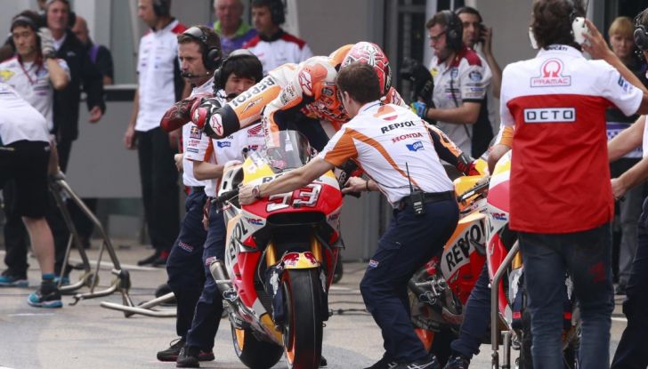 MotoGP 2016, Sachsenring: le foto più belle raccontano la gara - Foto 8 di 18