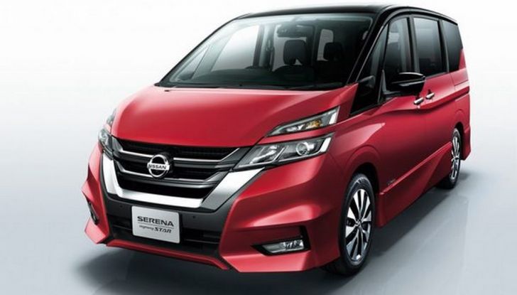Nuova Nissan Serena, ora con ProPILOT per la guida autonoma - Foto 3 di 10