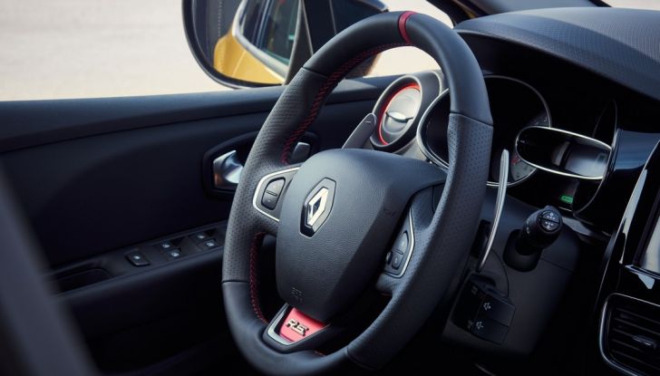 Nuova gamma Clio R.S: prestazioni e design con firma Renault Sport - Foto 6 di 15