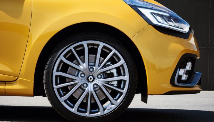 Nuova gamma Clio R.S: prestazioni e design con firma Renault Sport - Foto 2 di 15