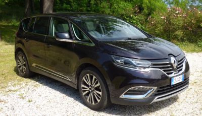Renault Espace Initiale: prova su strada, informazioni e prezzi