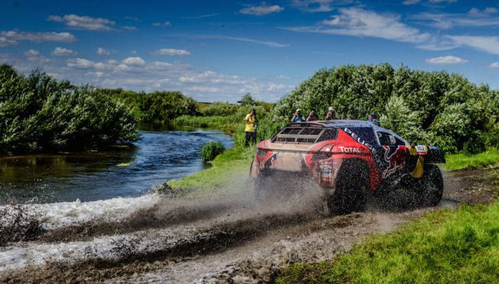 Silk Way Rally: doppietta Peugeot nella settima tappa - Foto 6 di 7