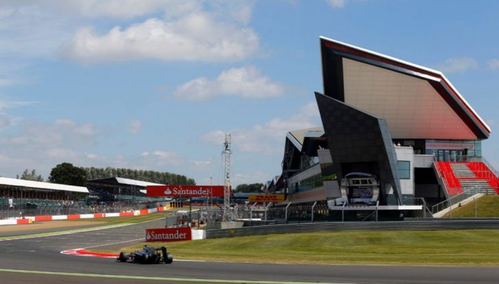 F1, il boss di Mercedes avvisa Hamilton e Rosberg in caso di ulteriore contatto tra i due - Foto 8 di 10