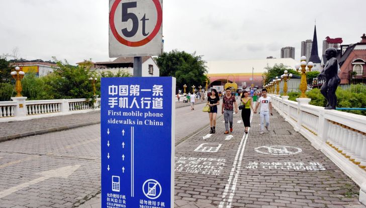 Pokemon GO e Smartphone, in Corea del Sud i cartelli stradali appositi - Foto 2 di 10