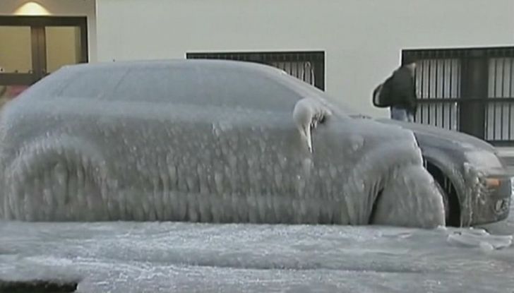Guidare per lavoro d’estate: 5 consigli per affrontare il caldo - Foto 6 di 6