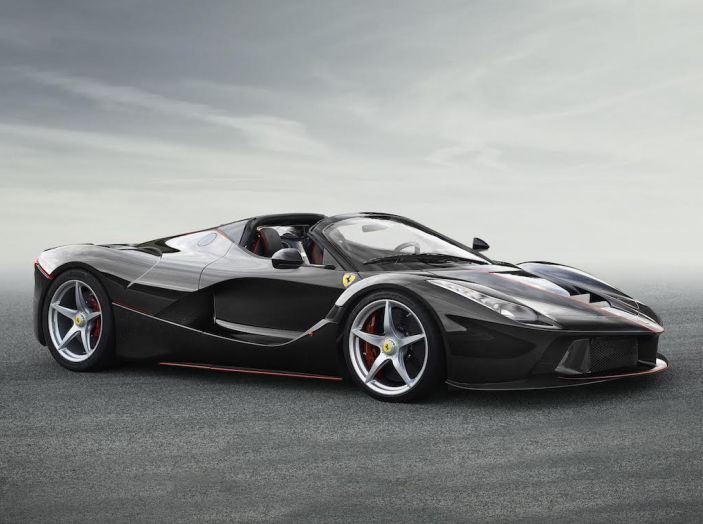 Ferrari LaFerrari, arriva la versione scoperta da 963CV