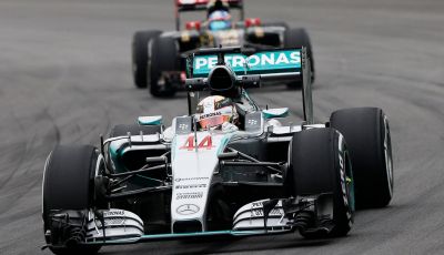 F1 2016, GP del Brasile: pole a Hamilton, Raikkonen partirà dalla terza posizione