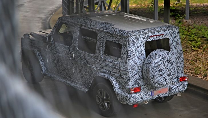 Mercedes Classe G 2018, strada che vince non si cambia - Foto 16 di 21