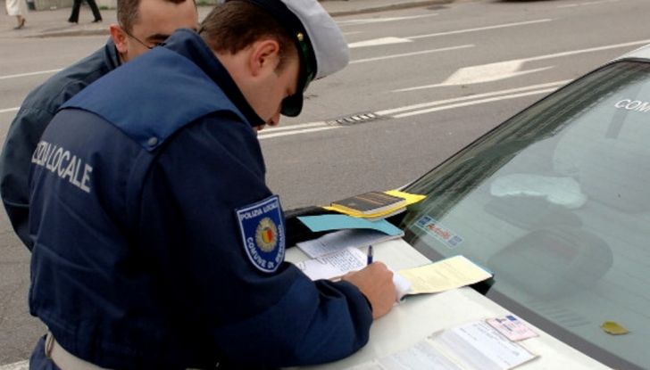 Le 10 cose che non vorresti ti succedessero in auto - Foto 5 di 10