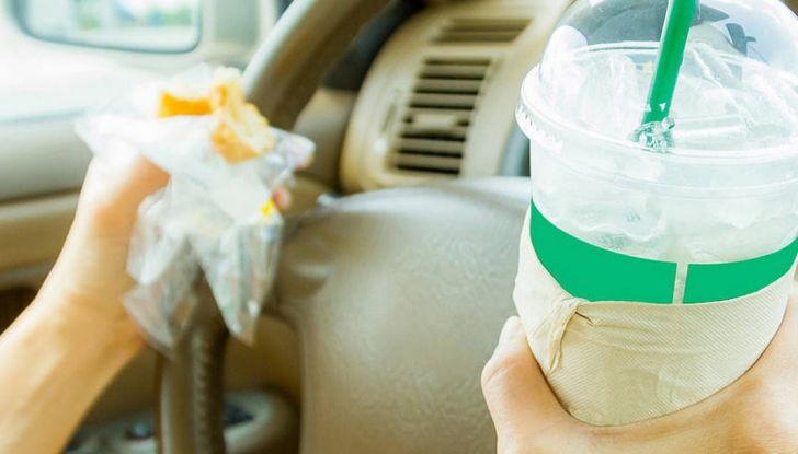 Alcol e distrazioni sono i peggiori nemici dei giovani alla guida di un’auto - Foto 8 di 9