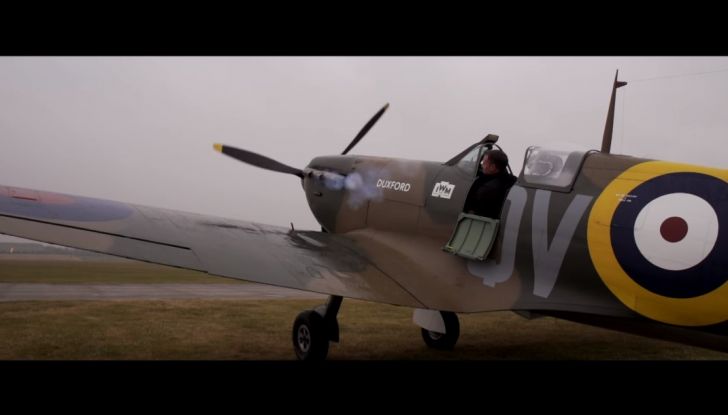 Aston Martin V12 Vantage S Spitfire 80 presentata in un video - Foto 12 di 17