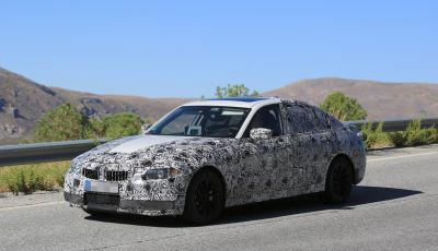 BMW Serie 3 2018: le foto spia dentro e fuori