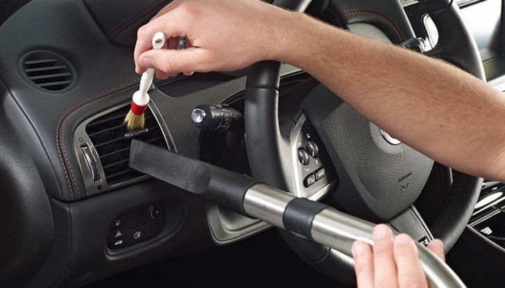 Come pulire le plastiche dell’auto - Foto 8 di 8