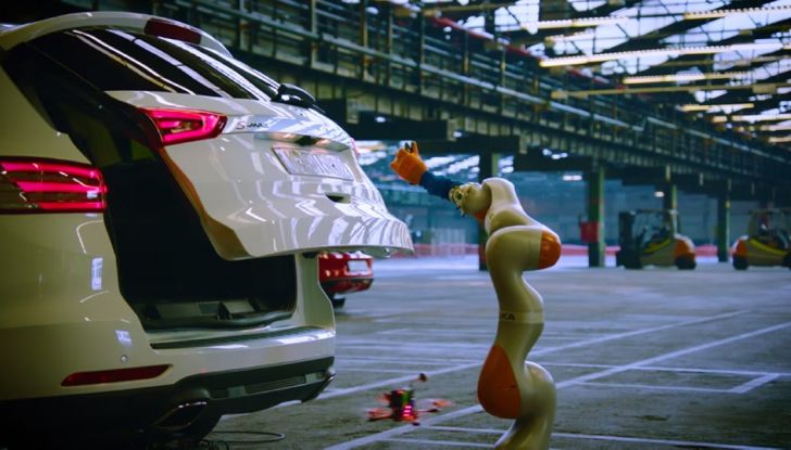 Il Dronekhana con Ford Mustang e Ford Focus RS è come Star Wars – Video - Foto 4 di 5