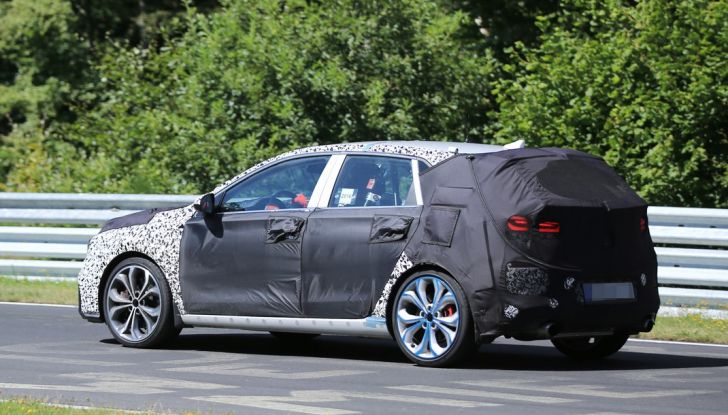 Hyundai i30 N 2017: le ultime foto spia - Foto 12 di 13