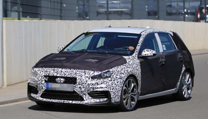 Hyundai i30 N 2017: le ultime foto spia - Foto 2 di 13