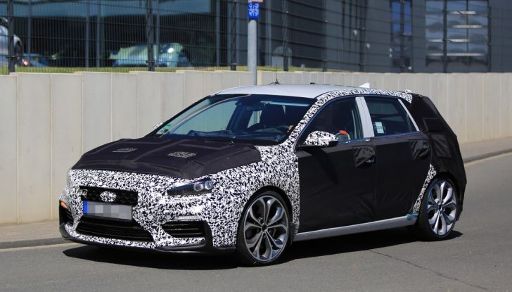 Hyundai i30 N 2017: le ultime foto spia - Foto 3 di 13