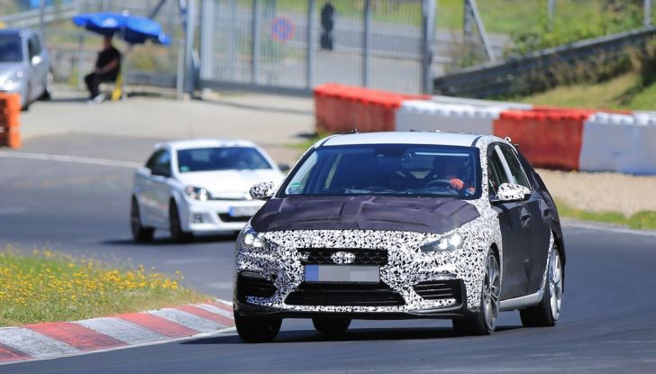 Hyundai i30 N 2017: le ultime foto spia - Foto 8 di 13