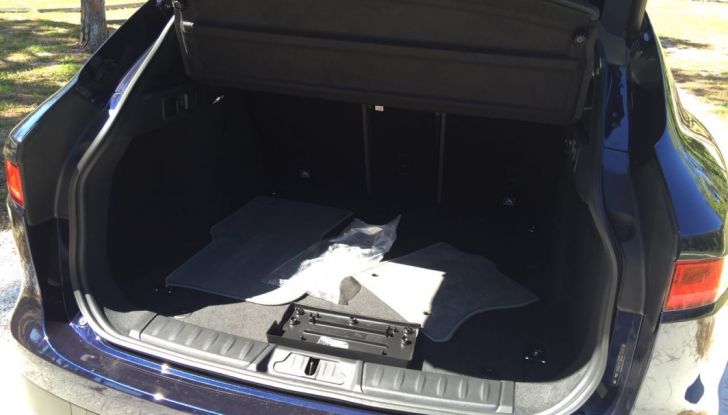 Il SUV Jaguar F-PACE AWD a 500 euro al mese? Magari …! - Foto 9 di 19