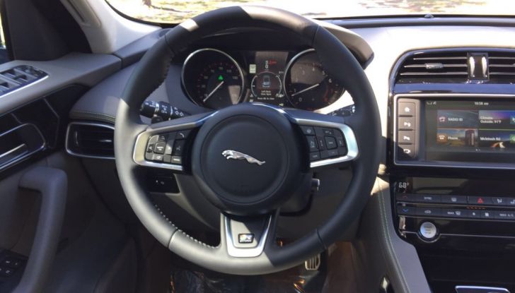 Il SUV Jaguar F-PACE AWD a 500 euro al mese? Magari …! - Foto 6 di 19