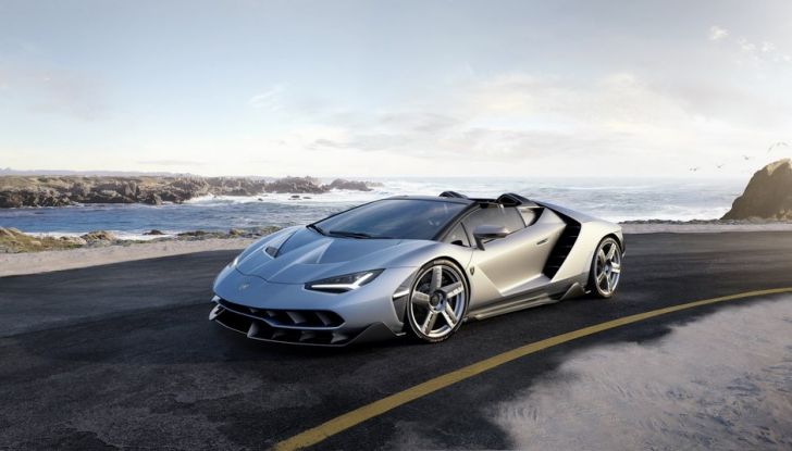 Lamborghini Centenario Roadster: una V12 da 770 CV - Foto 12 di 17