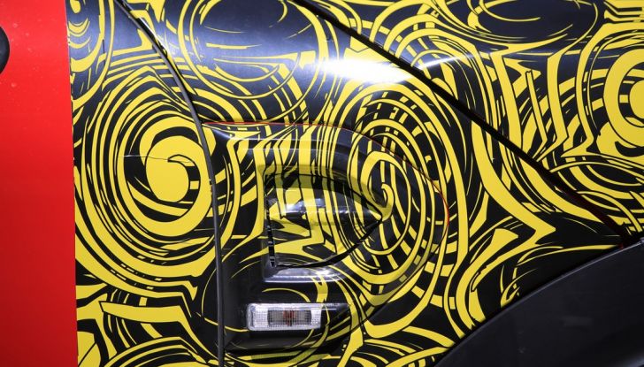 Mini Countryman 2017: le foto spia con maggiori dettagli - Foto 11 di 29