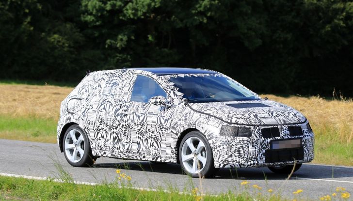 Nuova Volkswagen Polo 2017, prime immagini spia e dati tecnici - Foto 11 di 17