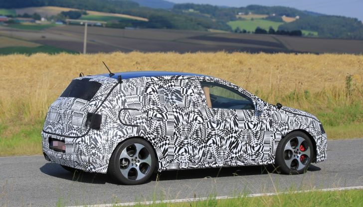 Nuova Volkswagen Polo 2017, prime immagini spia e dati tecnici - Foto 5 di 17