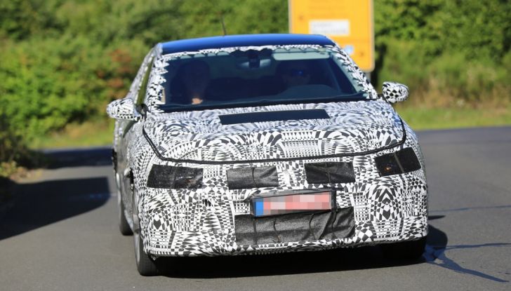 Nuova Volkswagen Polo 2017, prime immagini spia e dati tecnici - Foto 8 di 17