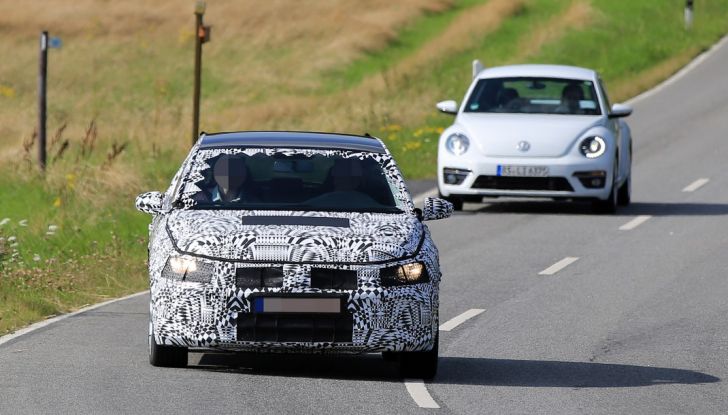 Nuova Volkswagen Polo 2017, prime immagini spia e dati tecnici - Foto 9 di 17