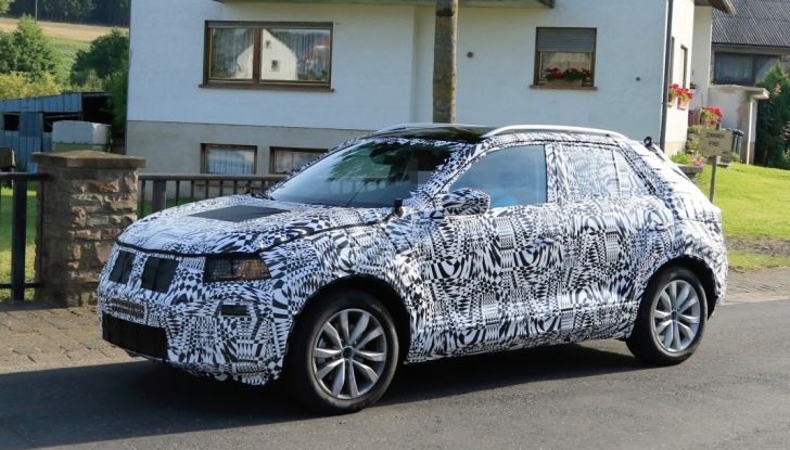 Nuovo Volkswagen Polo SUV 2018: prime foto e indiscrezioni - Foto 4 di 15