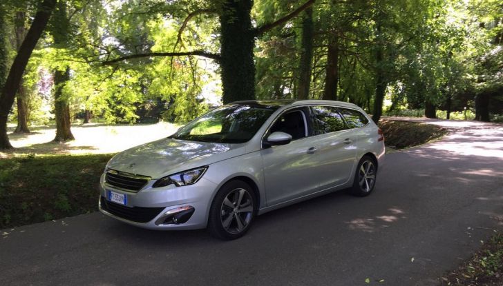 Peugeot 308​ station wagon​ BlueHDi 150 ​CV: test drive, prezzi e caratteristiche - Foto 24 di 24