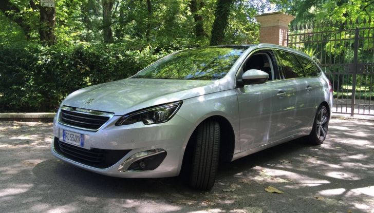 Peugeot 308​ station wagon​ BlueHDi 150 ​CV: test drive, prezzi e caratteristiche - Foto 4 di 24